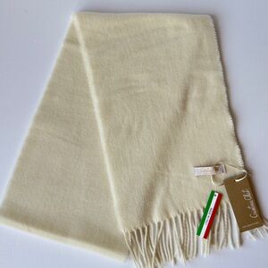 Cream Wool Scarf Made in Italy 🇮🇹 NEW